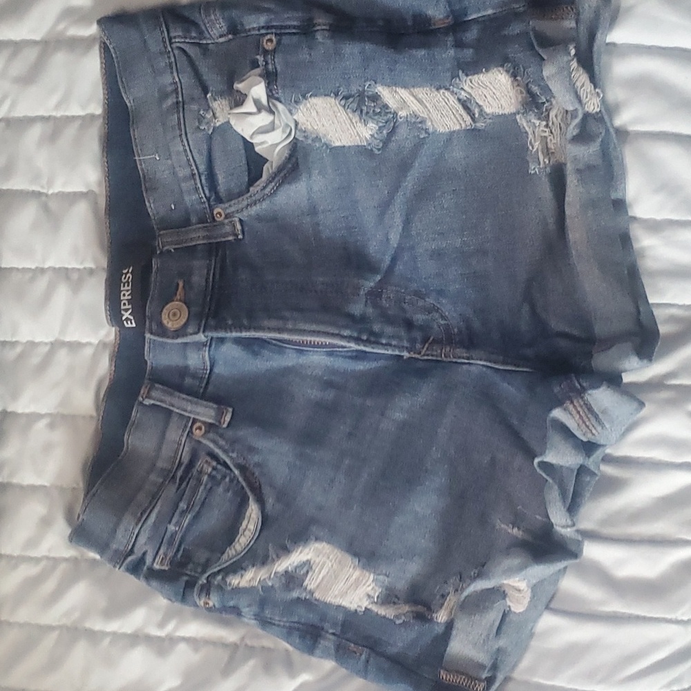 Womens size 8 express denim shorts